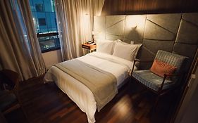 Qoya São Paulo Paulista, Curio Collection by Hilton